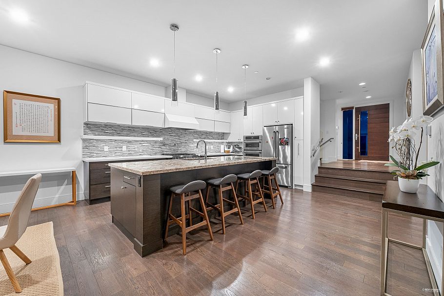 4061 St. Pauls Avenue North Vancouver, BC - 10