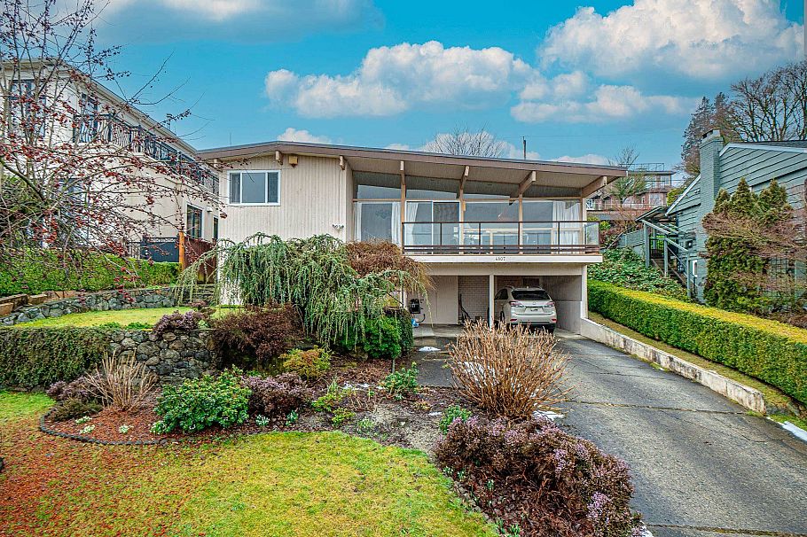 4807 Paton Street Vancouver, BC - 1