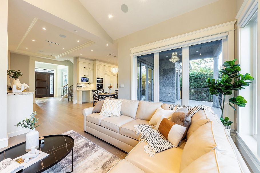 3981 W 35th Avenue Vancouver, BC - 6