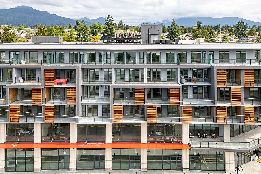 359 422 E 3rd Street North Vancouver, BC - 31