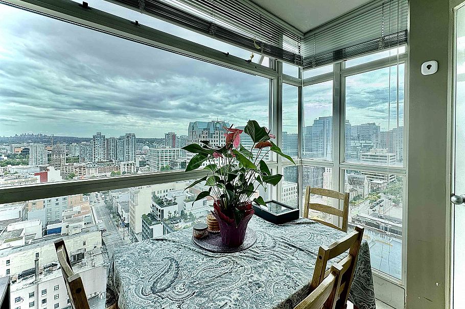 2609 438 Seymour Street Vancouver, BC - 3