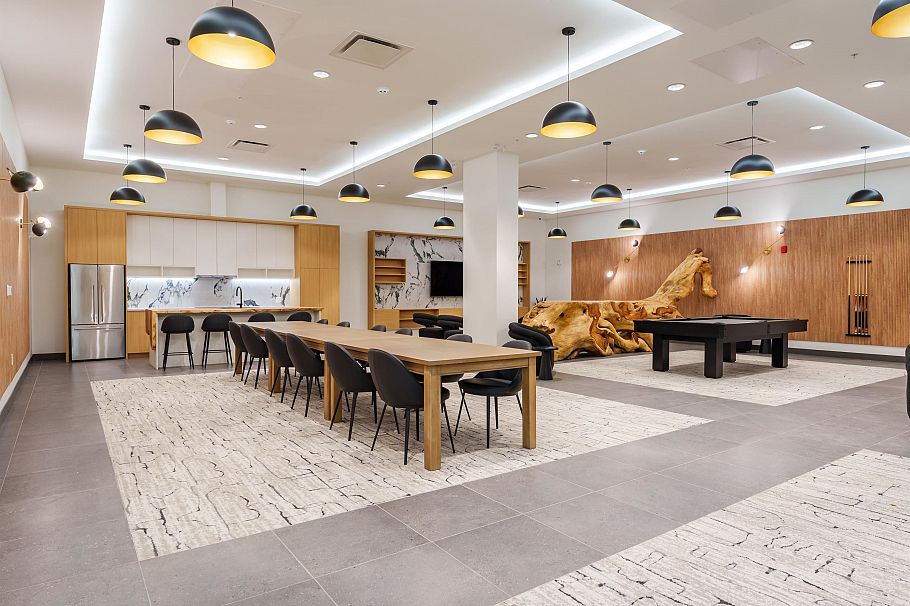 359 422 E 3rd Street North Vancouver, BC - 34