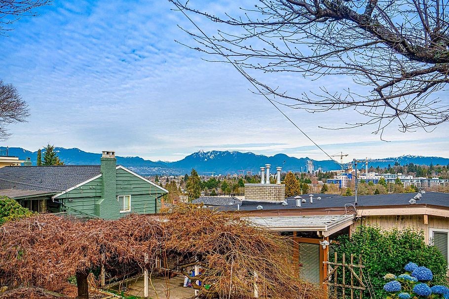 4807 Paton Street Vancouver, BC - 33