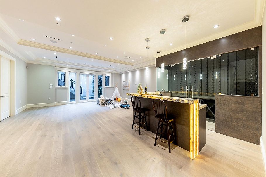 3981 W 35th Avenue Vancouver, BC - 23