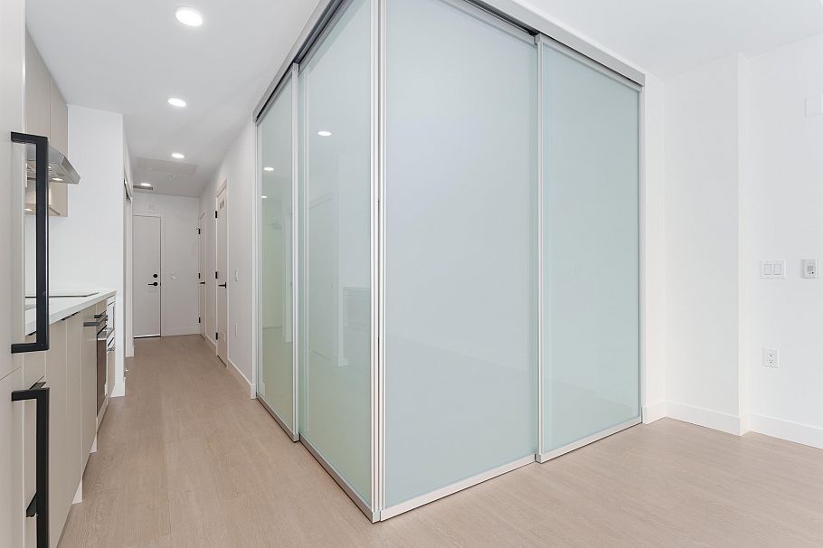 359 422 E 3rd Street North Vancouver, BC - 10