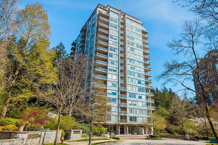 707 5639 Hampton Place Vancouver, BC - 1