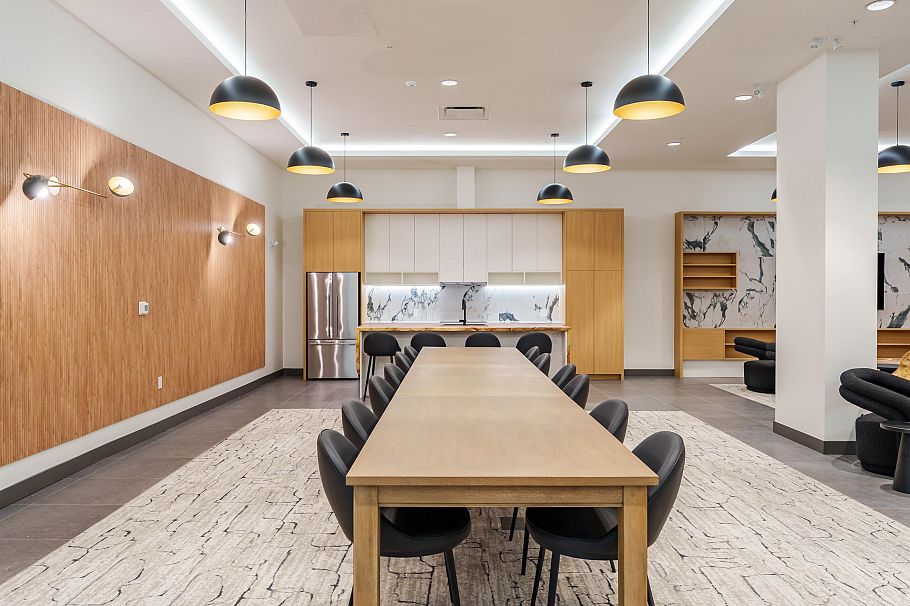 359 422 E 3rd Street North Vancouver, BC - 36