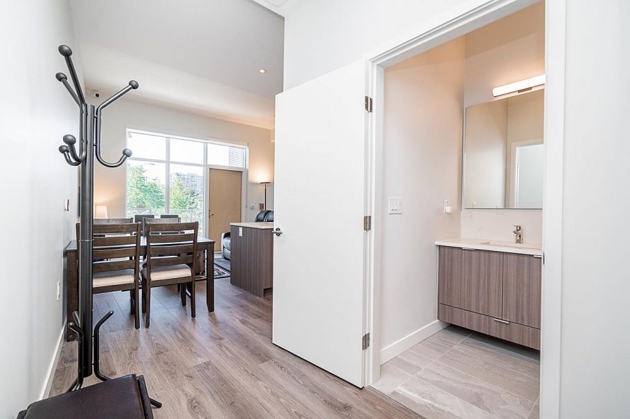 114 3430 E Kent Avenue South Vancouver, BC - 16