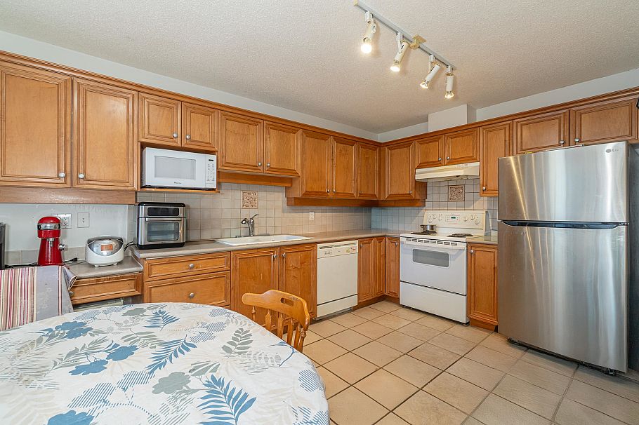 707 5639 Hampton Place Vancouver, BC - 10