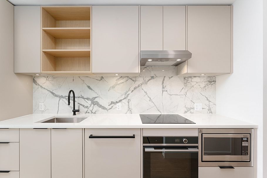 359 422 E 3rd Street North Vancouver, BC - 16