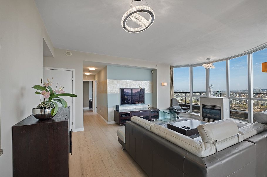 4201 1408 Strathmore Mews Vancouver, BC - 24