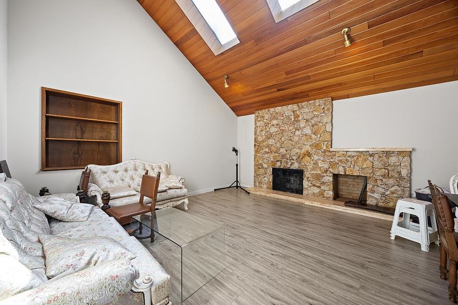 3848 W 38th Avenue Vancouver, BC - 3