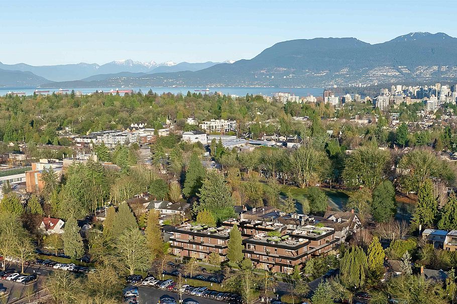 805 28th Street Vancouver, BC - 3