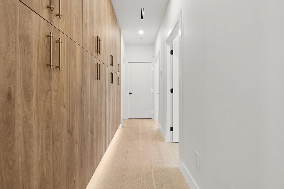 3218 W 39th Vancouver, BC - 17