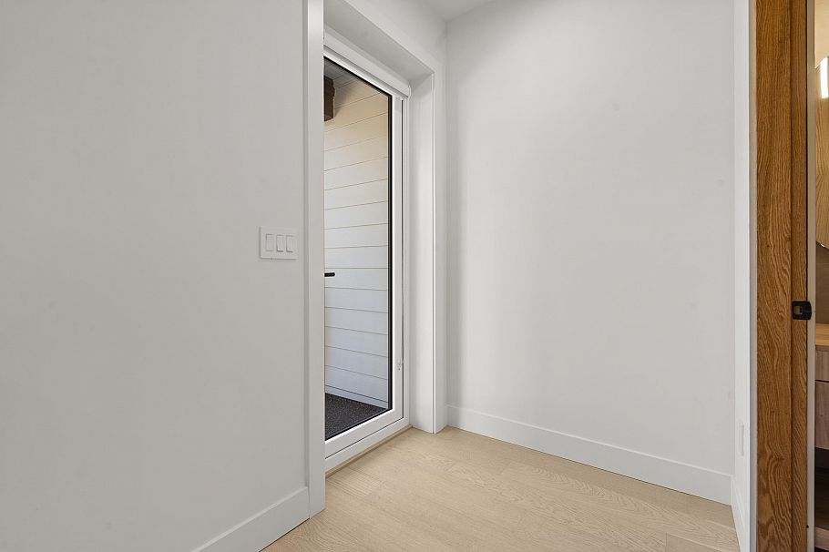 3218 W 39th Vancouver, BC - 15