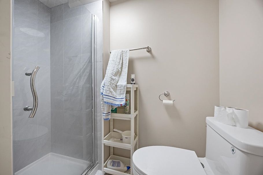 3848 W 38th Avenue Vancouver, BC - 20