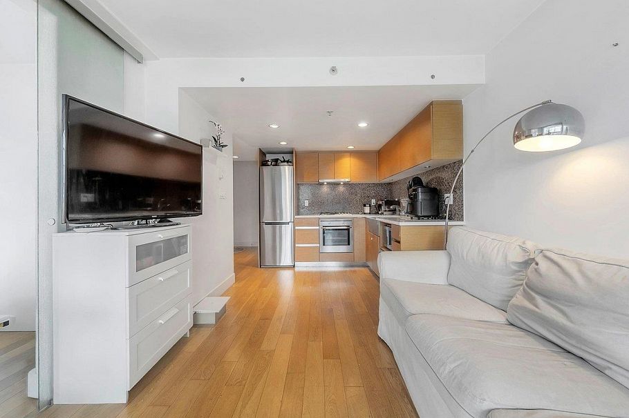 806 565 Smithe Street Vancouver, BC - 17