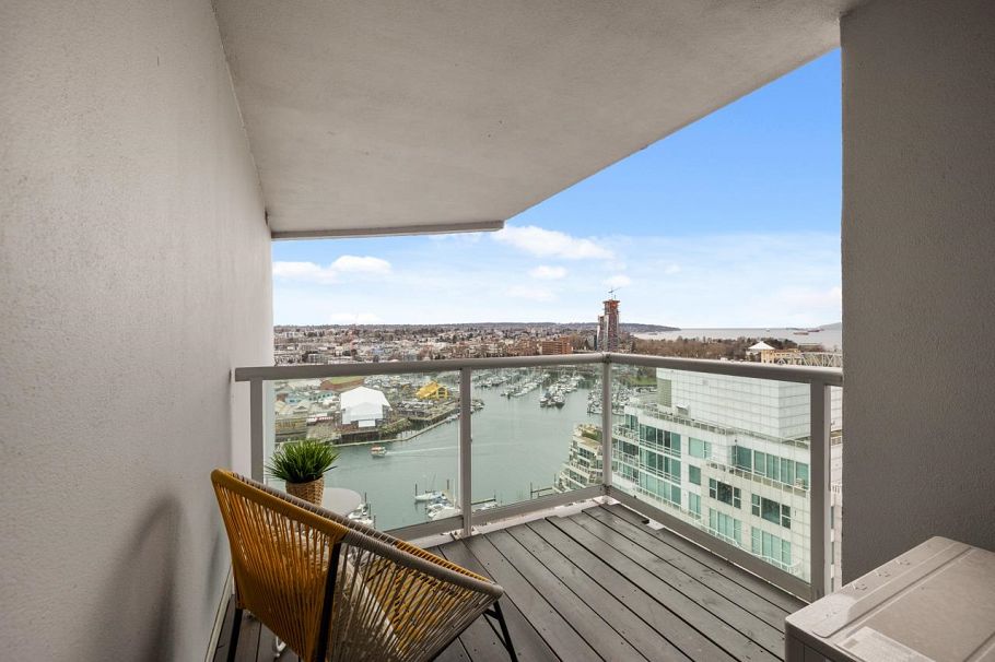 2302 1500 Howe Street Vancouver, BC - 20