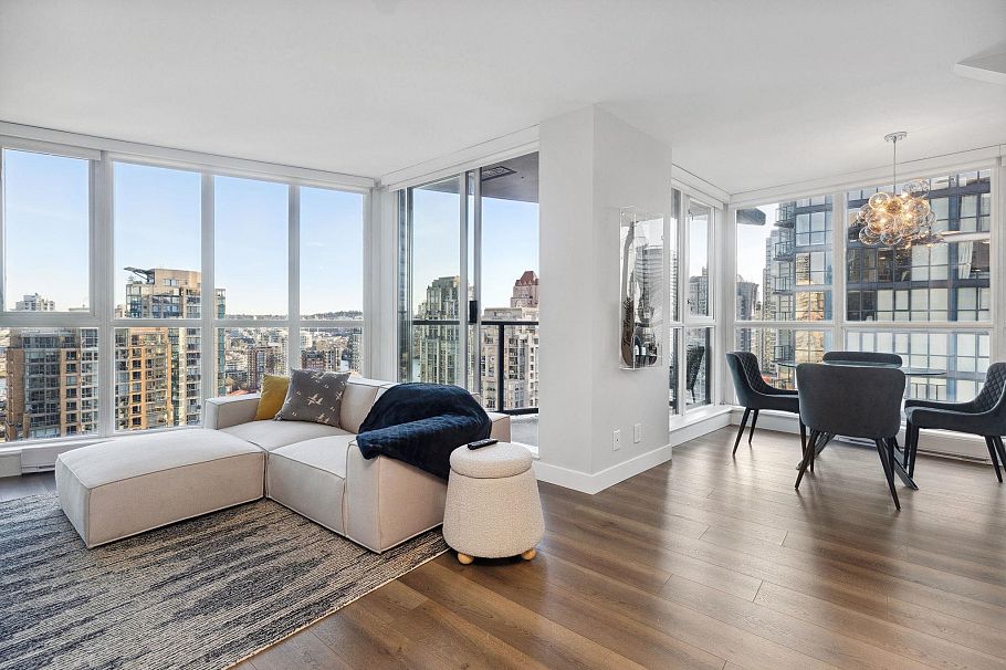 2406 1155 Seymour Street Vancouver, BC - 1