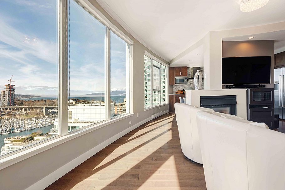 2302 1500 Howe Street Vancouver, BC - 2