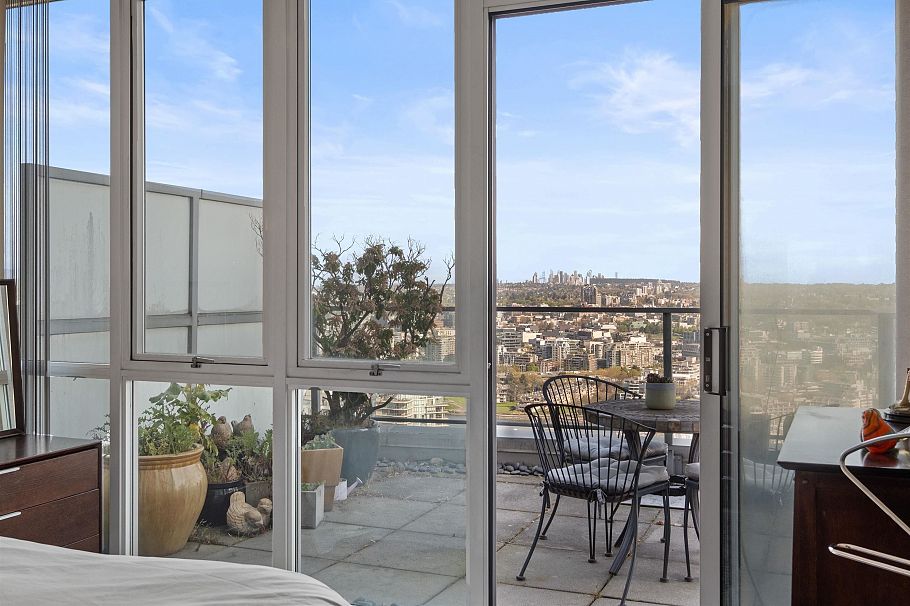 4201 1408 Strathmore Mews Vancouver, BC - 19