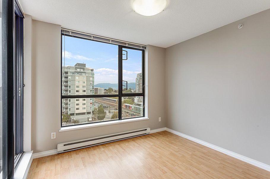 803 3438 Vanness Avenue Vancouver, BC - 3