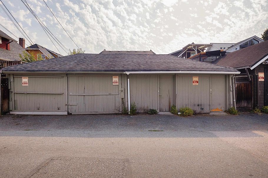 1325/27 Laburnum Street Vancouver, BC - 18