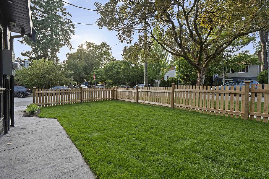 5528 Balaclava Street Vancouver, BC - 7