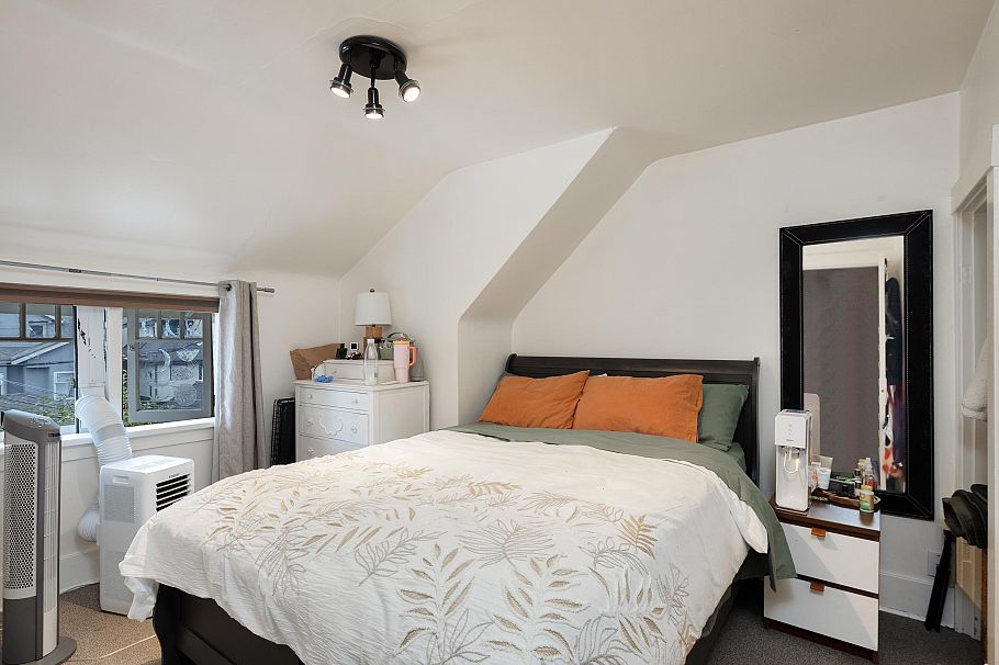 1325/27 Laburnum Street Vancouver, BC - 7