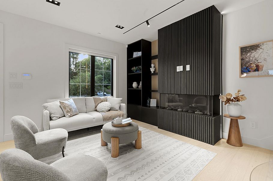 5528 Balaclava Street Vancouver, BC - 11