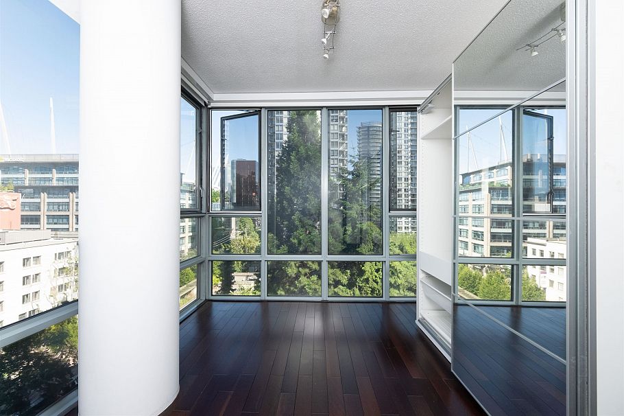 801 930 Cambie Street Vancouver, BC - 13