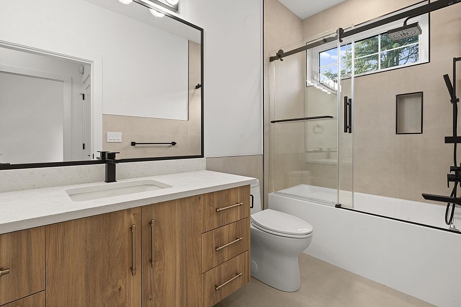 5528 Balaclava Street Vancouver, BC - 31