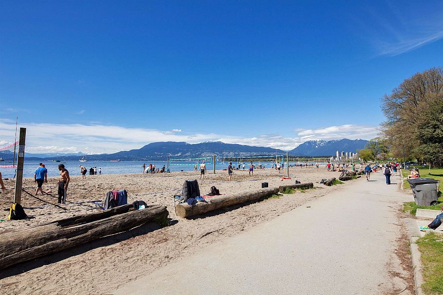 1325/27 Laburnum Street Vancouver, BC - 22