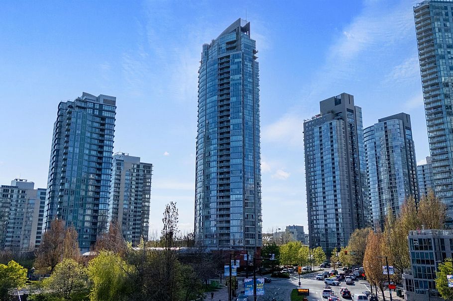 4201 1408 Strathmore Mews Vancouver, BC - 39