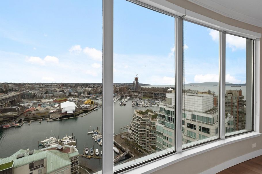 2302 1500 Howe Street Vancouver, BC - 15