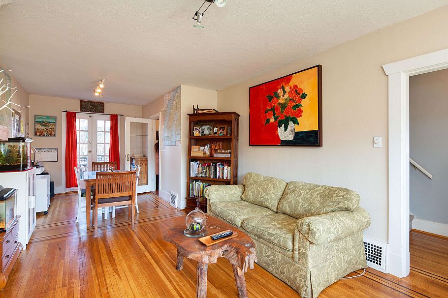 1325/27 Laburnum Street Vancouver, BC - 12