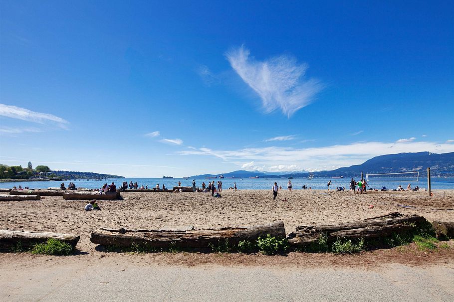 1325/27 Laburnum Street Vancouver, BC - 23