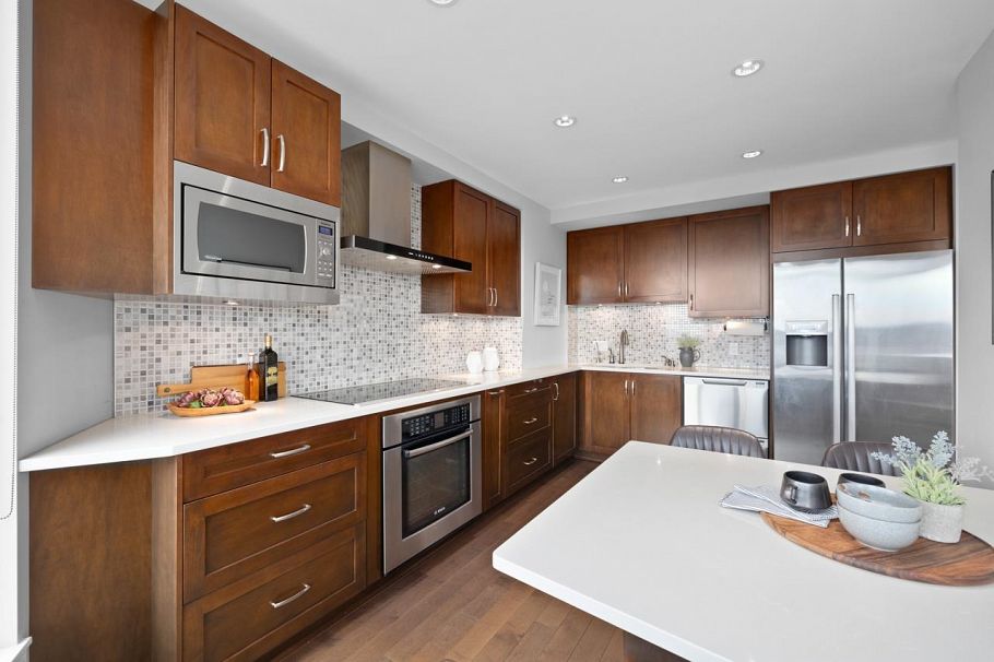 2302 1500 Howe Street Vancouver, BC - 12