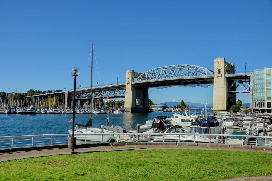 2302 1500 Howe Street Vancouver, BC - 36