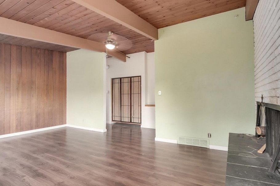 2701 St. Christophers Road North Vancouver, BC - 7