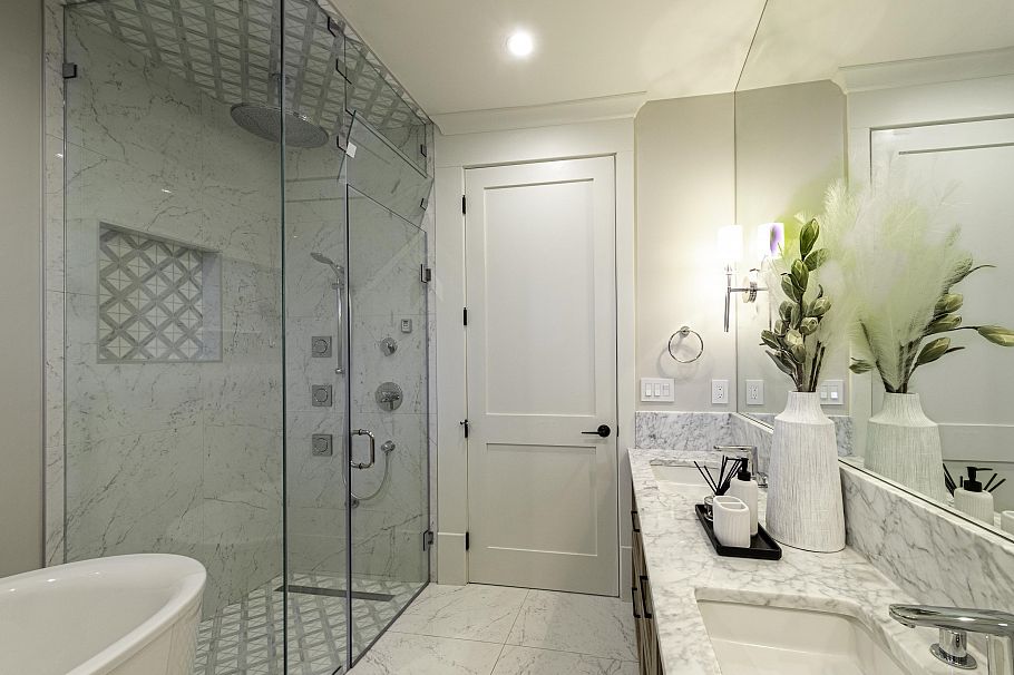 4089 W 19th Avenue Vancouver, BC - 23