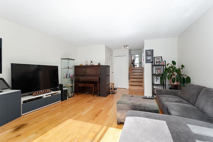 774 Millbank Vancouver, BC - 9