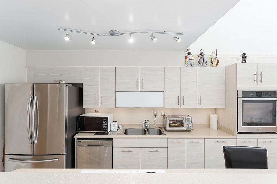 774 Millbank Vancouver, BC - 8