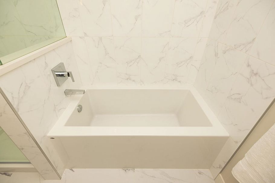 207 1633 Tatlow Avenue North Vancouver, BC - 31