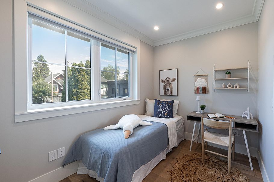 4089 W 19th Avenue Vancouver, BC - 26