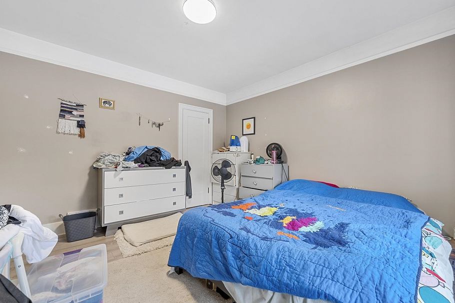 3229 W 24th Avenue Vancouver, BC - 13