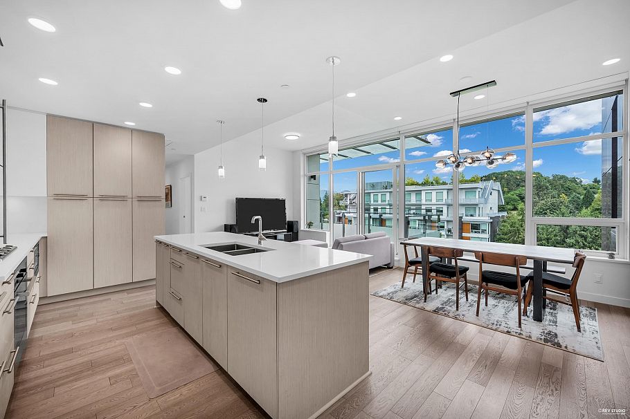 604 5077 Cambie Street Vancouver, BC - 5