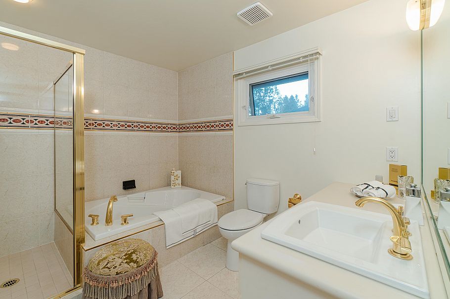 6787 Montgomery Street Vancouver, BC - 24