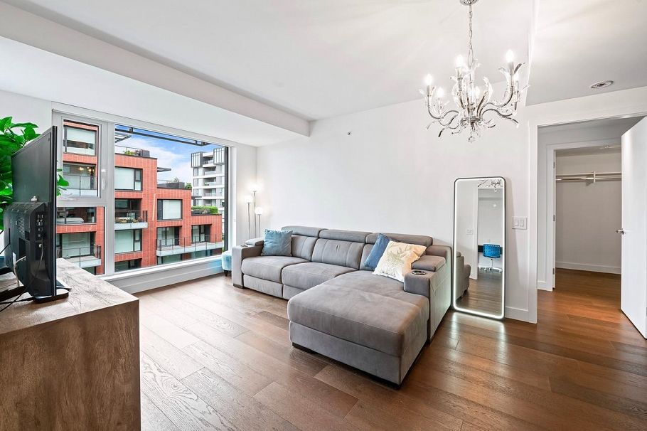 602 1561 W 57th Avenue Vancouver, BC - 10