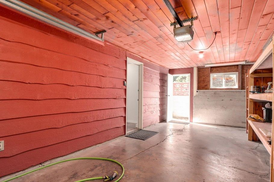 893 Huntingdon Crescent North Vancouver, BC - 34